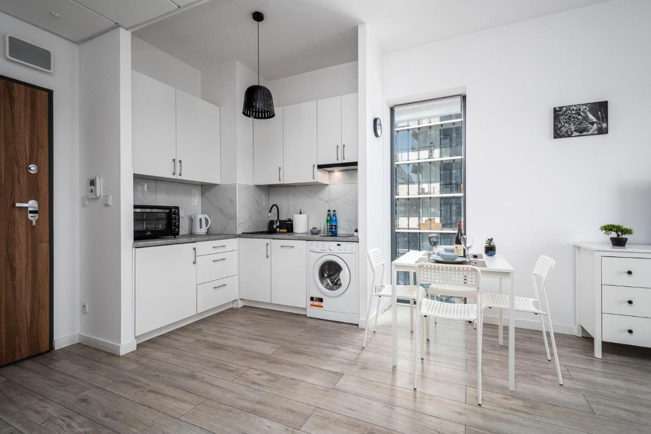 Apartament Ks Wola Prymasa 407 Lägenhet Warszawa Exteriör bild